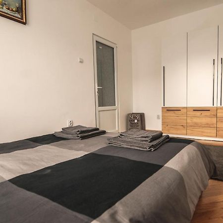 Central David Residence Μπρασόβ Εξωτερικό φωτογραφία