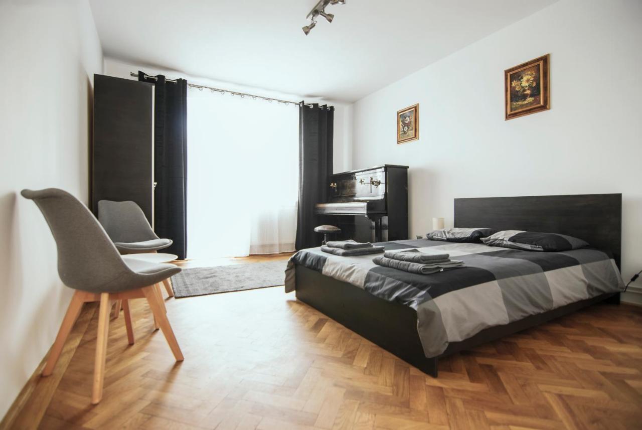 Central David Residence Μπρασόβ Εξωτερικό φωτογραφία